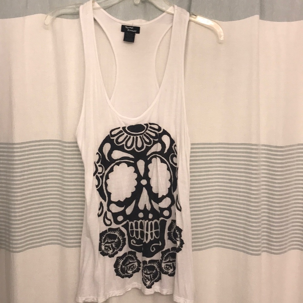 Hot Topic tank w day of the dead glitter design